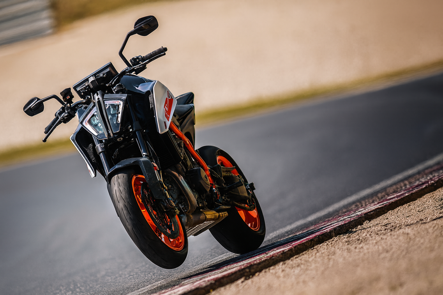 2026 KTM 990 Duke